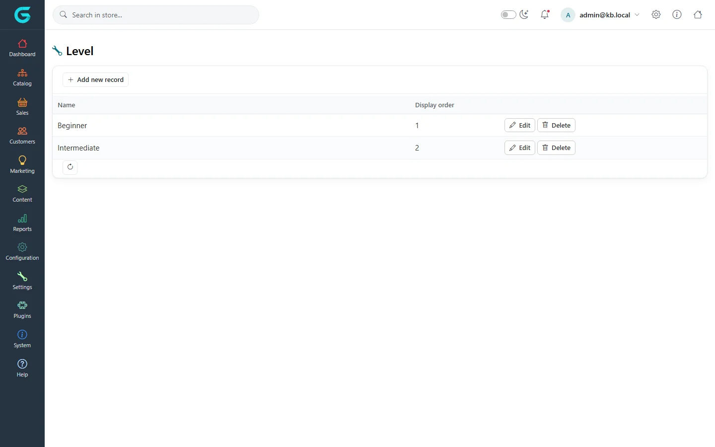 The course Level list with Beginner and Intermediate, display order and Edit and Delete buttons