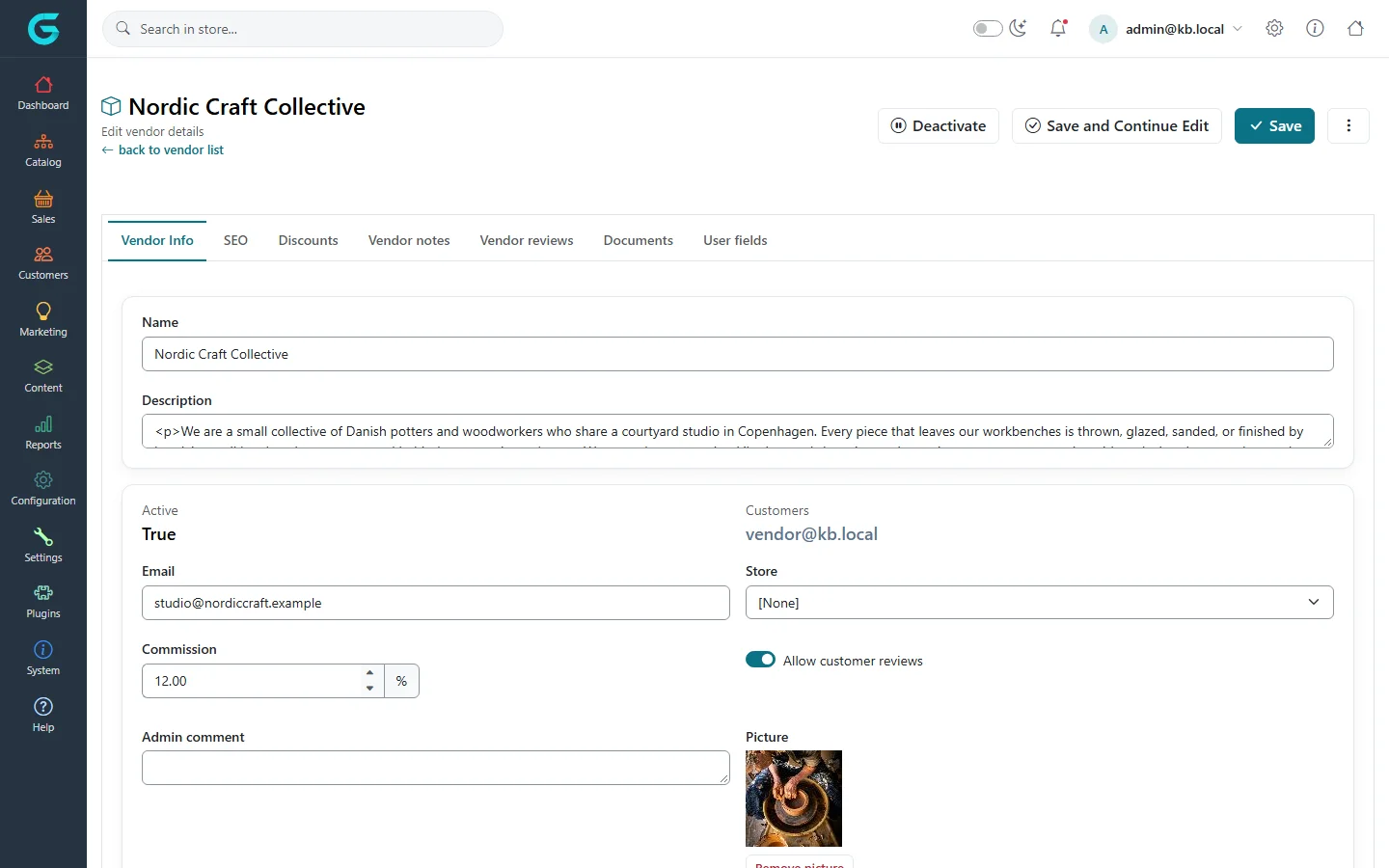 Editing the vendor Nordic Craft Collective in the admin: name, description, active, e-mail, commission 10, store, allow customer reviews, admin comment and picture, with tabs for SEO, discounts, notes, reviews and documents